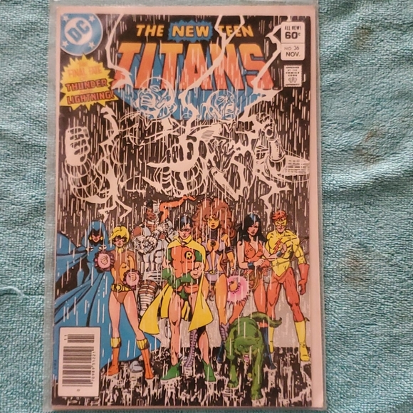 DC comics(5 comic books) - Picture 3 of 7